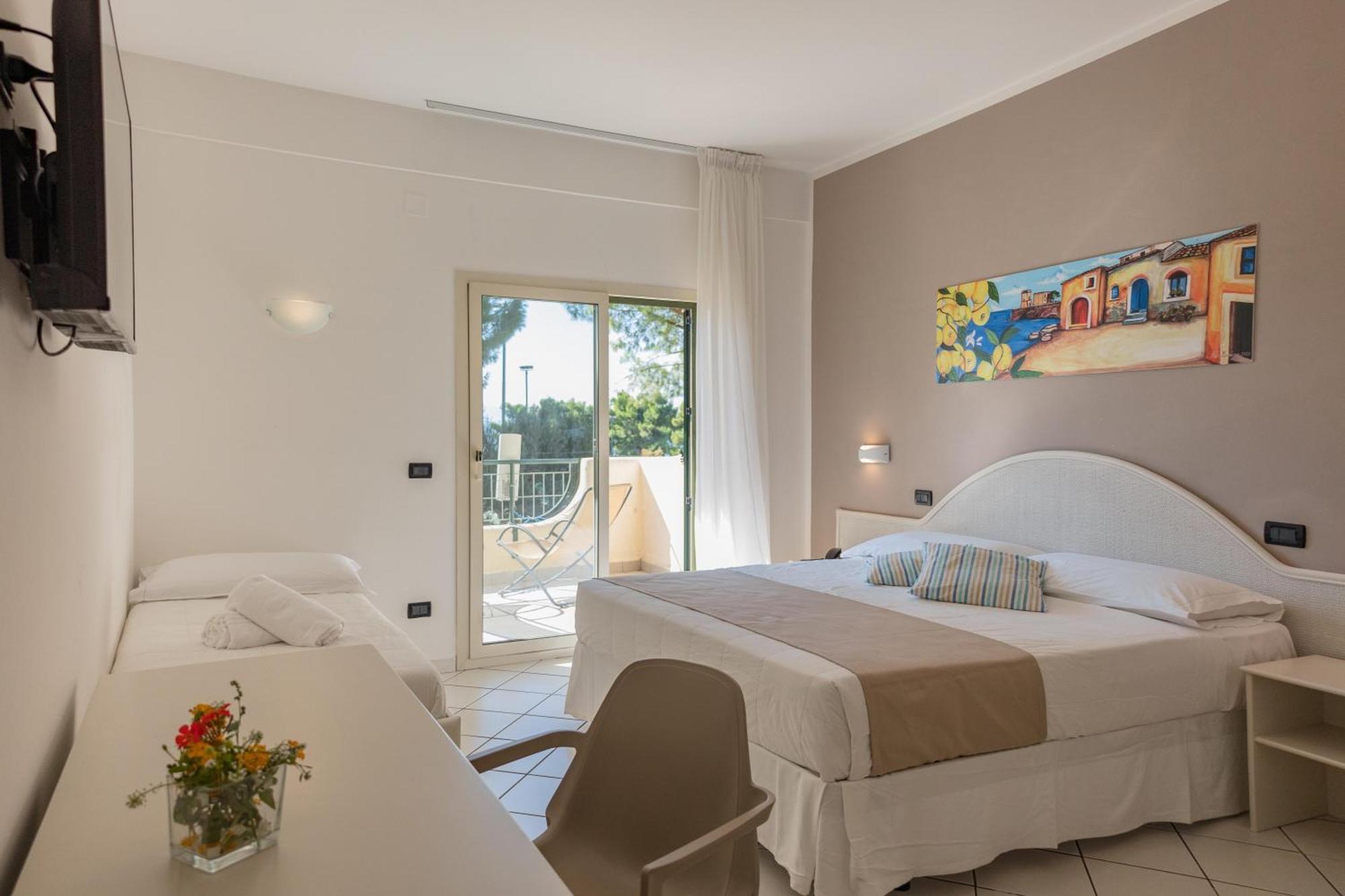 Cdshotels Terrasini - Citta Del Mare Exterior foto
