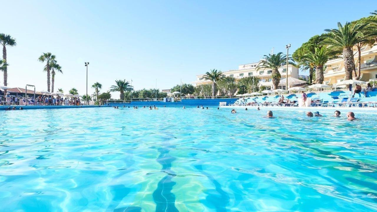 Cdshotels Terrasini - Citta Del Mare Exterior foto